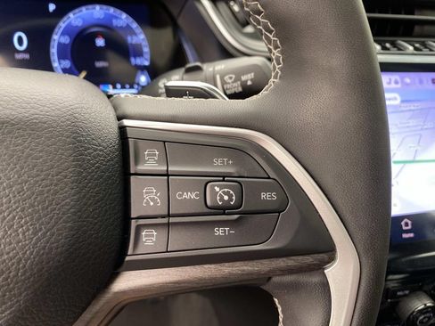 Certified 2023 Jeep Grand Cherokee Limited AWD/4WD image 20
