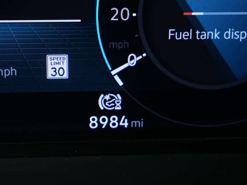 Used 2025 Volkswagen Atlas SEL image 11