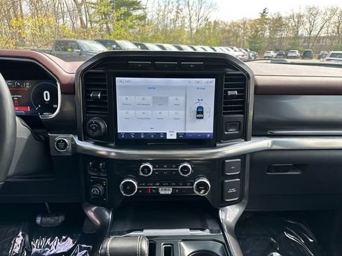 Used 2023 Ford F150 Lariat AWD/4WD image 23