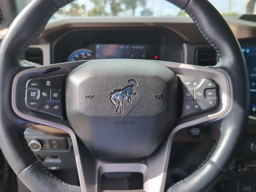 Used 2022 Ford Bronco Outer Banks AWD/4WD image 11
