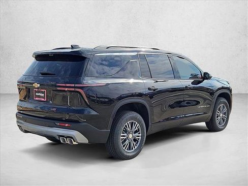 New 2026 Chevrolet Traverse LT w/ Driver Confidence Package image 2