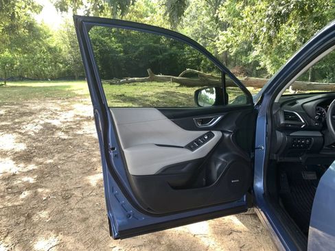Used 2019 Subaru Forester Limited AWD/4WD image 24