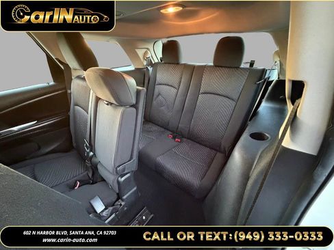 Used 2014 Dodge Journey American Value Package w/ Flexible Seating Group FWD image 17