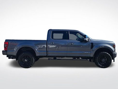 Used 2022 Ford F350 Lariat w/ Black Appearance Package image 22