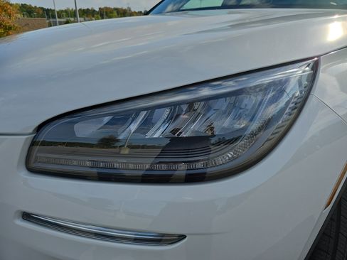 New 2026 Lincoln Corsair Premiere image 31