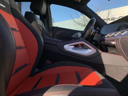 Used 2024 Mercedes-Benz GLE 53 AMG 4MATIC Coupe image 35