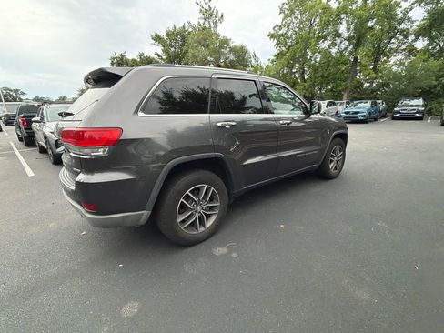 Used 2017 Jeep Grand Cherokee Limited w/ Luxury Group II RWD image 13