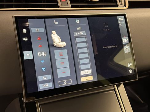 Certified 2026 Land Rover Range Rover Evoque S image 20