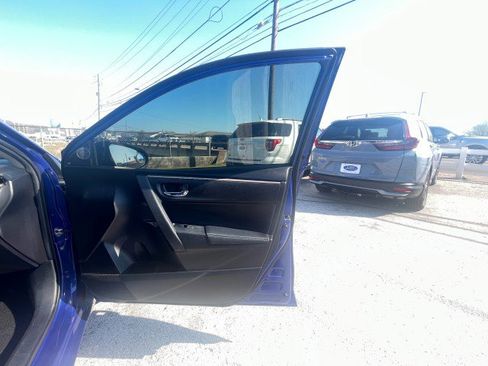 Used 2015 Toyota Corolla S image 18