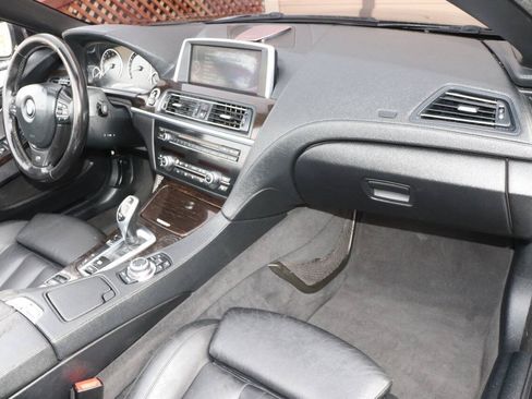 Used 2012 BMW 640i Convertible RWD image 38