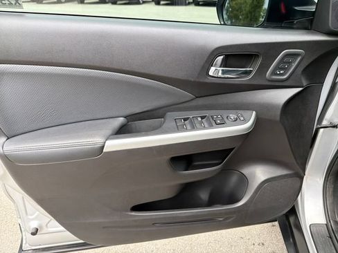 Used 2016 Honda CR-V Touring image 17