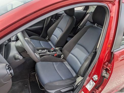 Used 2016 Scion iA image 8