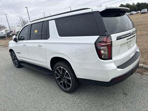 Certified 2023 Chevrolet Suburban RST w/ Luxury Package image 8