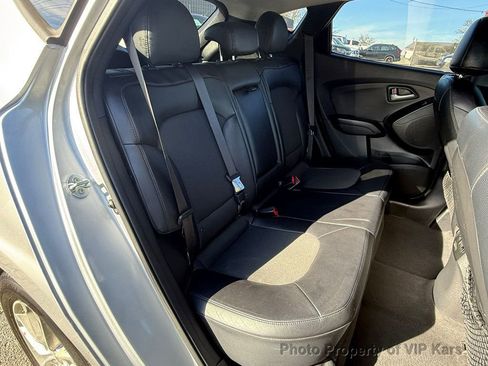 Used 2014 Hyundai Tucson SE image 17