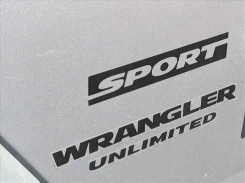 Used 2017 Jeep Wrangler Unlimited Sport image 23