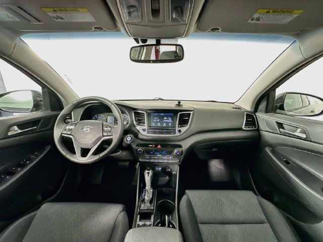 Used 2018 Hyundai Tucson Value AWD/4WD image 3