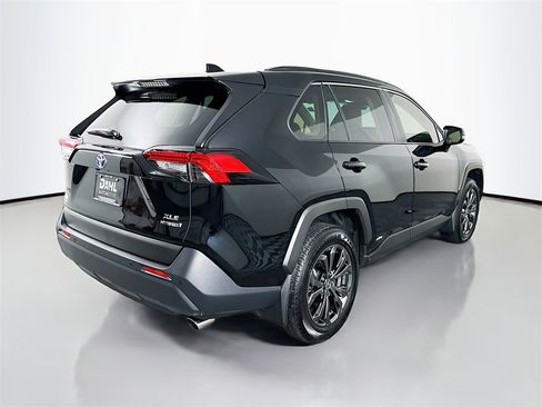 Used 2024 Toyota RAV4 XLE Premium image 11