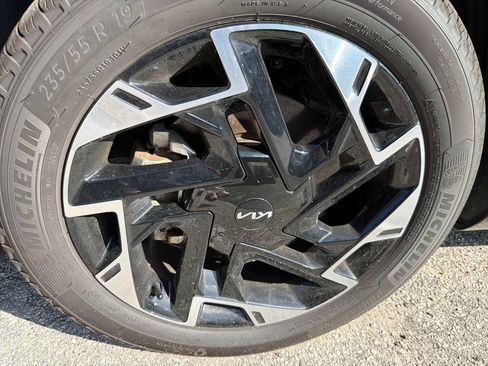 Certified 2025 Kia Sportage SX FWD image 5
