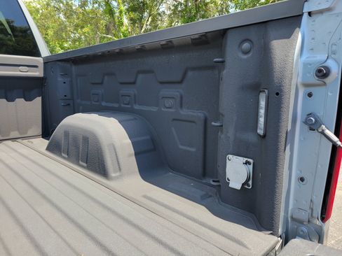Used 2024 Chevrolet Silverado 1500 LT w/ Protection Package RWD image 9
