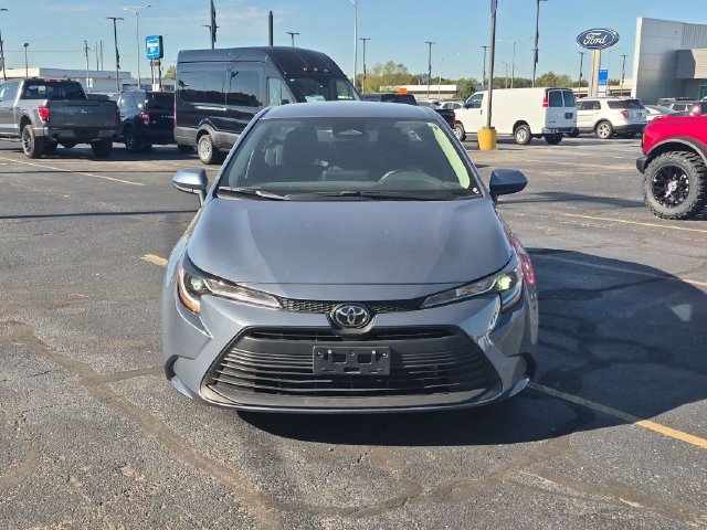 Used 2026 Toyota Corolla LE FWD image 2
