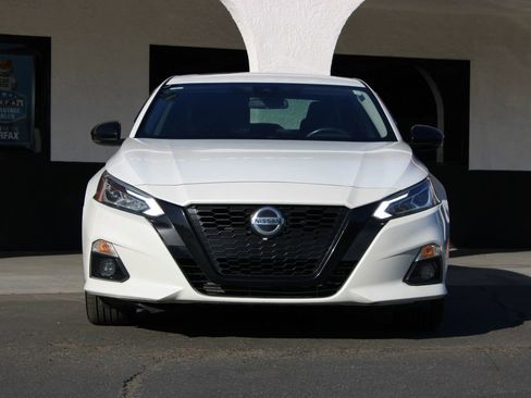 Used 2022 Nissan Altima 2.5 SR w/ Midnight Edition Package image 3