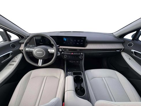 New 2026 Hyundai Sonata SEL FWD image 13
