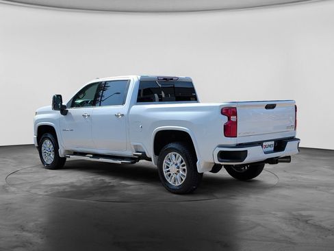 Used 2020 Chevrolet Silverado 3500 High Country w/ Z71 Off-Road Package AWD/4WD image 5