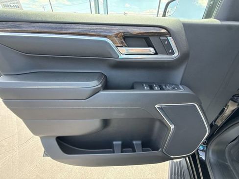 Certified 2023 GMC Sierra 1500 Elevation w/ LPO, Elevation Black Package AWD/4WD image 22
