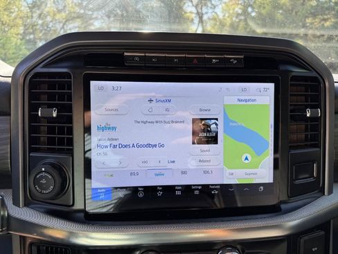 Used 2024 Ford F150 Lariat w/ FX4 Off-Road Package image 15