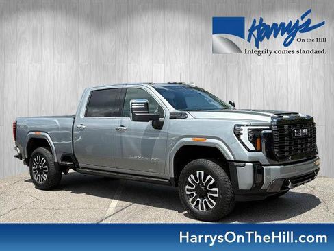 Used 2024 GMC Sierra 2500 Denali Ultimate AWD/4WD image 1