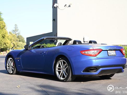 Used 2016 Maserati GranTurismo Sport image 5