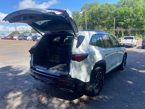 New 2026 Buick Enclave Sport Touring w/ Power Package FWD image 31