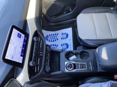 Used 2021 Ford Escape Titanium w/ Titanium Elite Package image 26