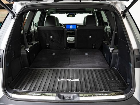 Certified 2025 Lexus TX 350 AWD w/ Technology Package image 21