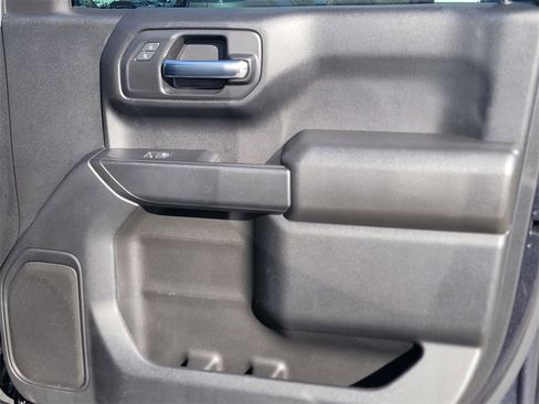 Used 2022 Chevrolet Silverado 1500 Custom image 24