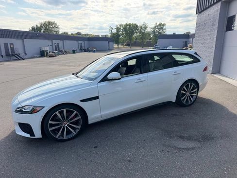 Used 2018 Jaguar XF S AWD/4WD image 11