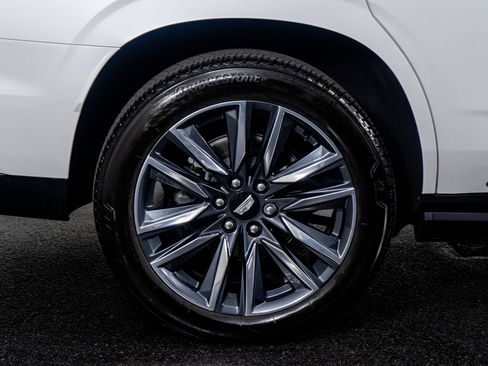 Used 2023 Cadillac Escalade Sport Platinum image 9