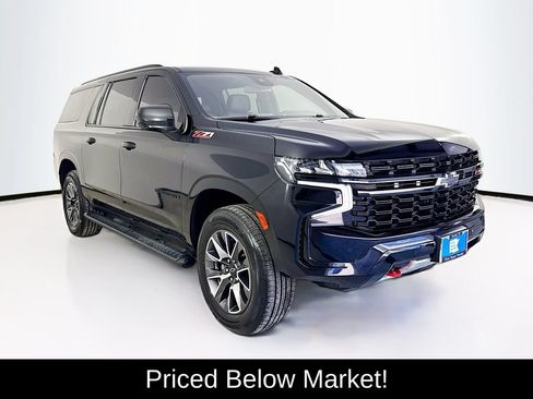 Used 2024 Chevrolet Suburban Z71 AWD/4WD image 1