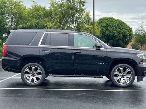 Used 2019 Chevrolet Tahoe LS w/ Enhanced Driver Alert Package AWD/4WD image 10