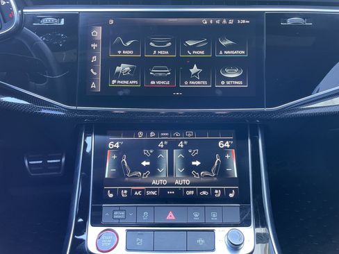 Used 2022 Audi SQ8 Premium Plus w/ Executive Package AWD/4WD image 19