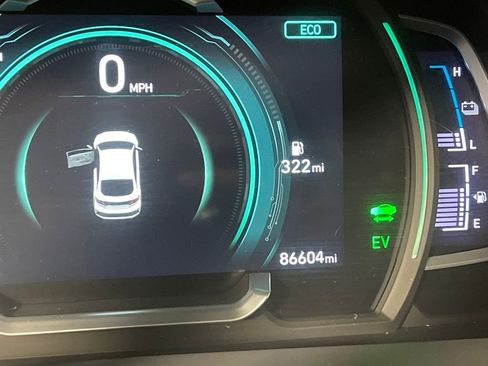 Used 2022 Hyundai Ioniq SEL image 21