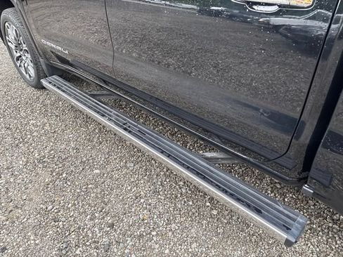 Used 2025 GMC Sierra 1500 Denali Ultimate AWD/4WD image 12