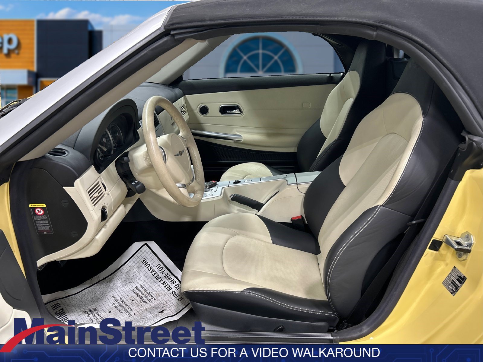 Used 2005 Chrysler Crossfire Limited RWD image 9