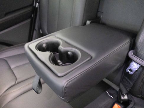 New 2026 Jeep Cherokee Limited AWD/4WD image 21