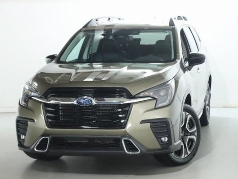 Certified 2024 Subaru Ascent Touring w/ Popular Package #2 AWD/4WD image 3