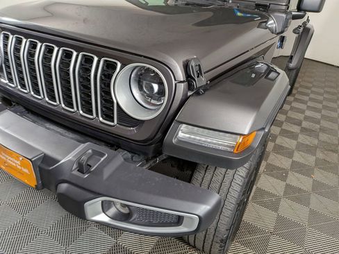 Certified 2025 Jeep Wrangler Unlimited Sahara w/ Safety Group image 13