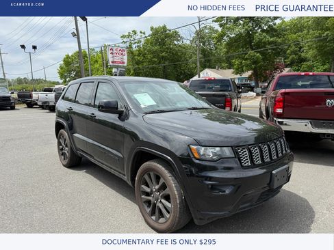 Used 2019 Jeep Grand Cherokee Altitude AWD/4WD image 1