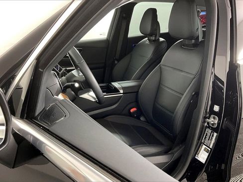 Certified 2025 Mercedes-Benz GLC 350e GLC 350e image 17