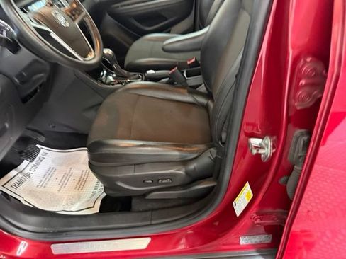 Used 2020 Buick Encore Preferred FWD image 21