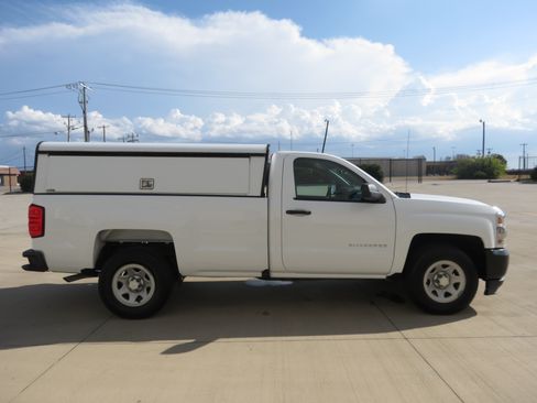 Used 2017 Chevrolet Silverado 1500 W/T w/ Trailering Package RWD image 6
